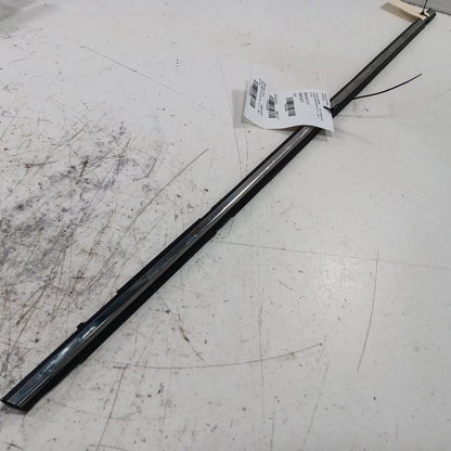 Subaru Forester Door Glass Window Weather Strip Trim Front Right Passe