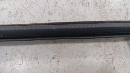 Buick Encore Right Front Weather Strip Interior  2013 2014 2015 2016