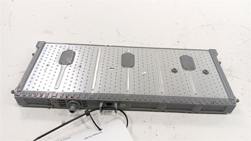 Battery Hybrid Battery Prius C VIN B3 Fits 12-17 PRIUS