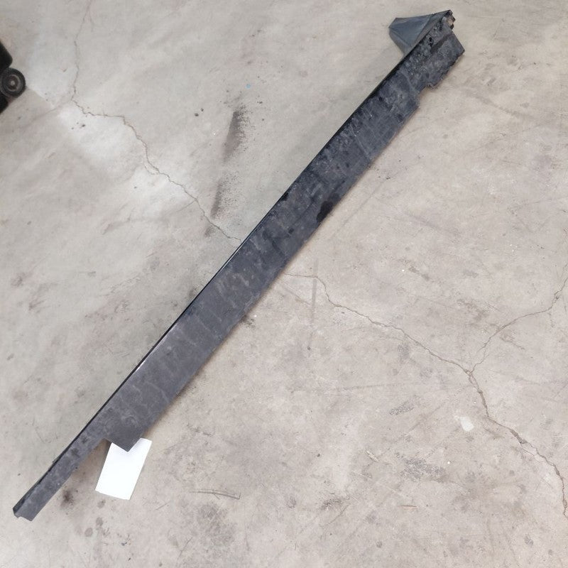 Chevy Volt Rocker Panel Trim Cover Molding Skirt Left Drivers  2019 20