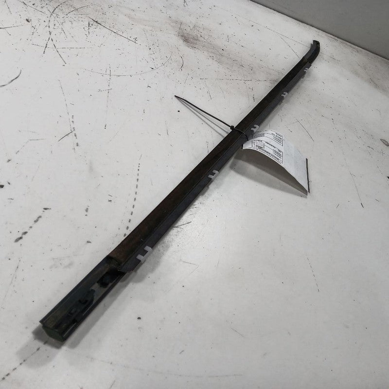Kia Sportage Door Glass Window Weather Strip Trim Front Left Driver 20