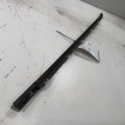 Kia Sportage Door Glass Window Weather Strip Trim Front Left Driver 20