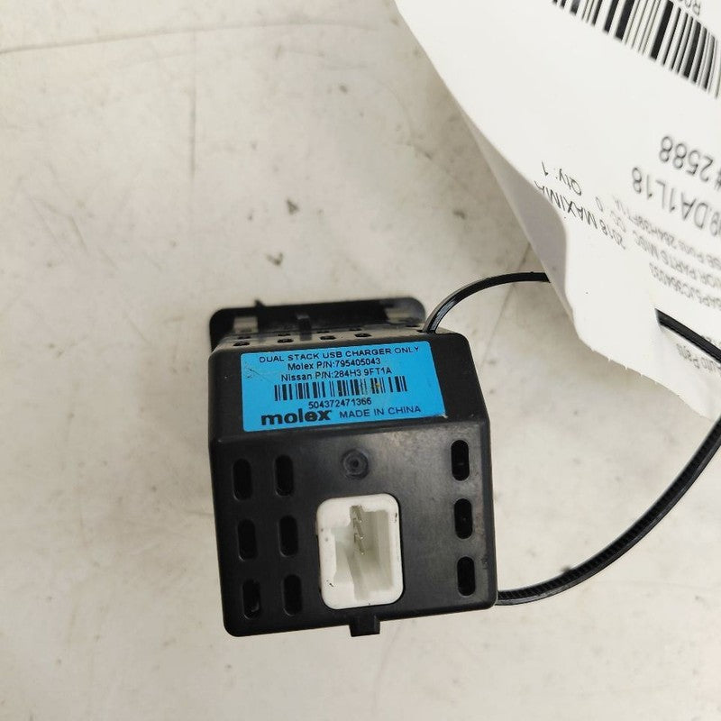 Nissan Maxima USB Ports {284H39FT1A} 2018 2017 2016 OEM