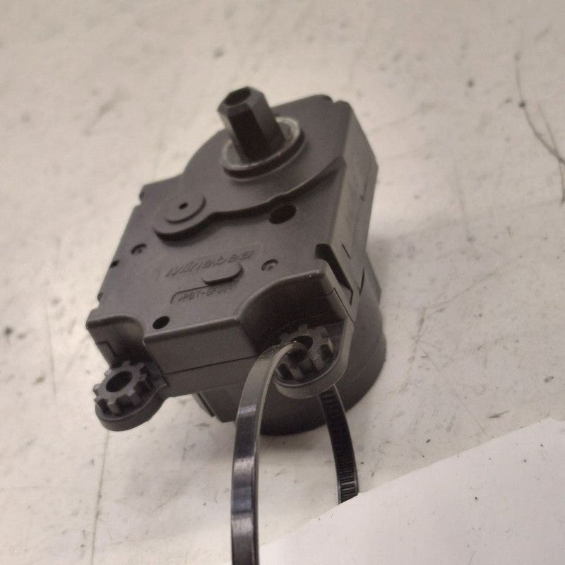 Mitsubishi Outlander   Flap Door Motor Heater AC Door Actuator  2018 2