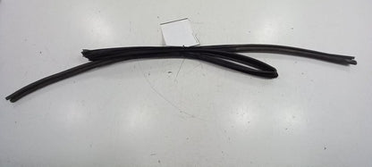 Subaru Forester Door Glass Window Seal Rubber Right Passenger Rear Bac