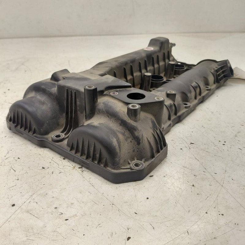 Kia Sorento Right Rear Engine Cylinder Head Valve Cover  3.3 2018 2017