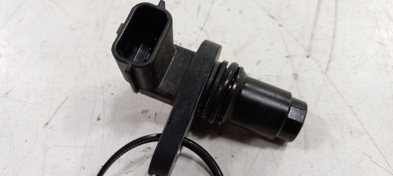Nissan Rogue Camshaft Cam Shaft Position Sensor 2012 2013 2014 2015