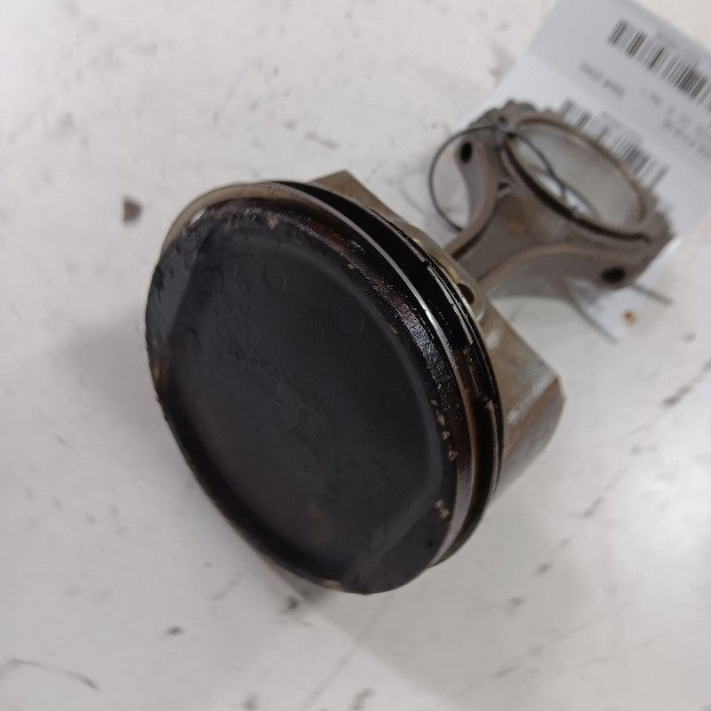 Fiat 500 Single Piston With Connecting Rod   2016 2017 OEM