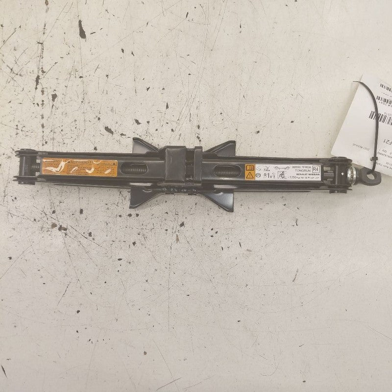 Nissan Rogue Spare Tire Changing Jack  2021 2022 2023