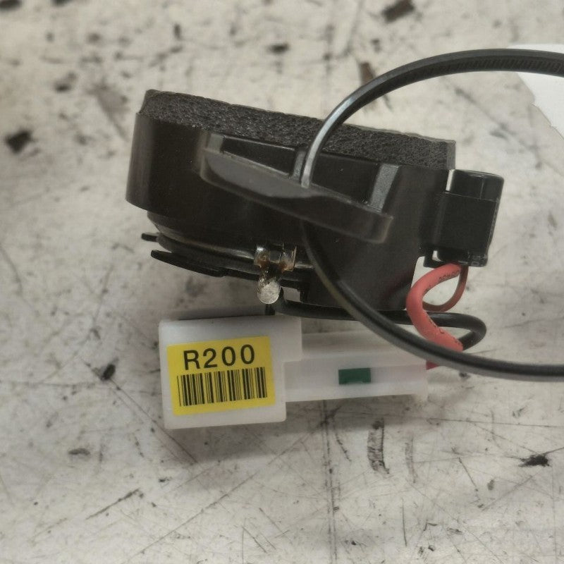 Hyundai Santa Fe Tweeter Right Passenger Tweeter Speaker  2019 2020