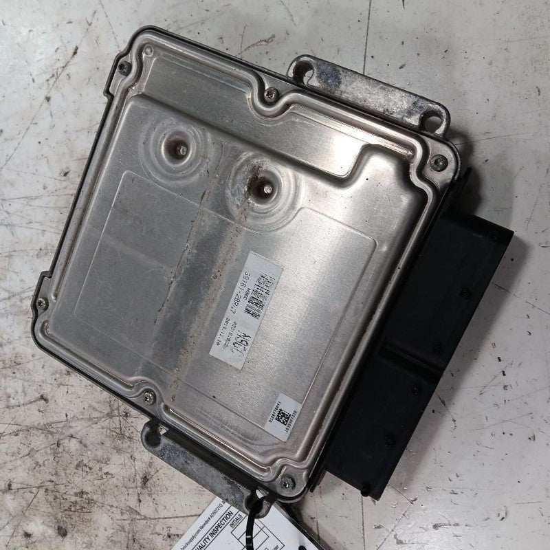 Engine ECM Electronic Control Module 1.6L US Market Fits 15-17 Hyundai Accent