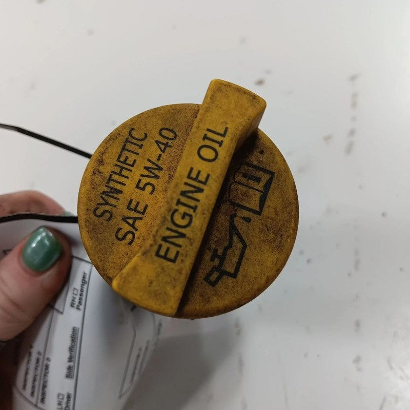 Fiat 500 1.4 Oil Fill Tube Cap 2018 OEM