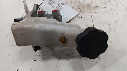 Brake Master Cylinder Fits 12-17 VELOSTER OEM