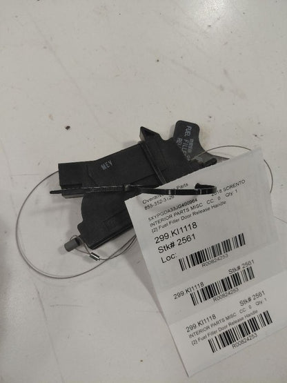 Kia Sorento Fuel Filler Door Release Handle 2018 2017 2016