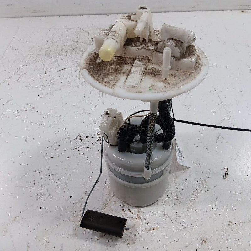 Gas Fuel Pump Assembly Tank Mounted 2.4L Fits 15-21 Jeep Renegade