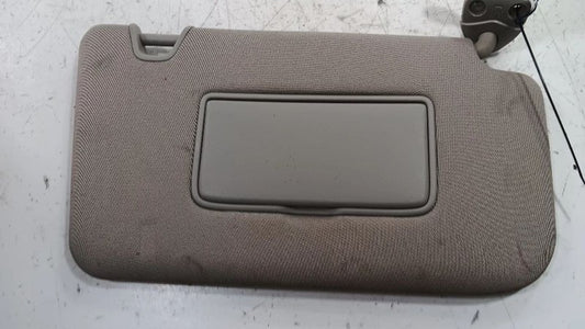 Passenger Right Sun Visor With Illumination Fits 14-17 ROGUE 