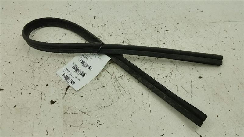 Chevy Malibu Cowl Vent Panel Hood Rubber Seal Gasket OEM 2009 2010 2011 2012