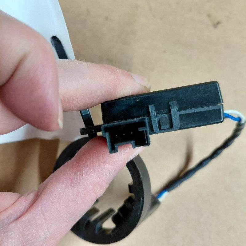 Keyless Entry Theft Deterrent Control Module 20-25 Buick Encore GX
