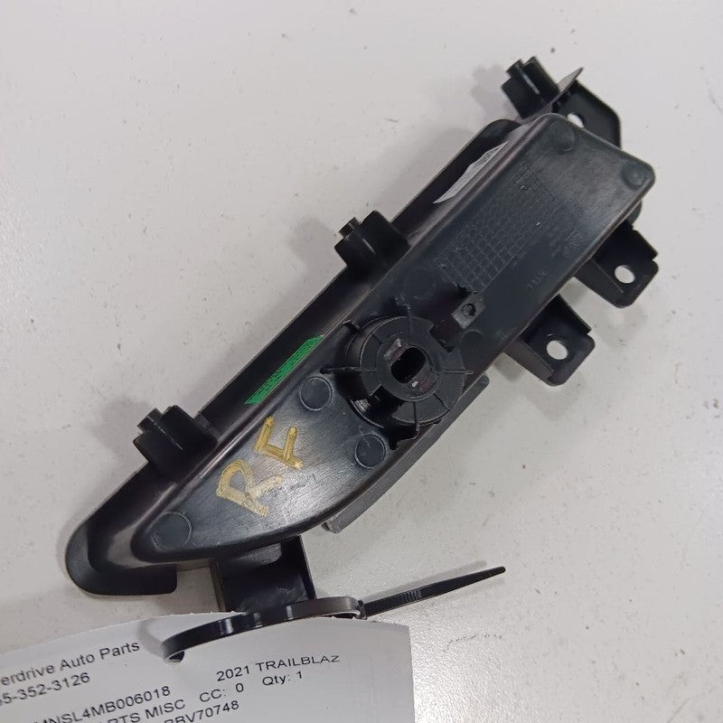 Chevy Trailblazer Passenger Right Front Door Pull Handle {BBV70748} 2021 2022 