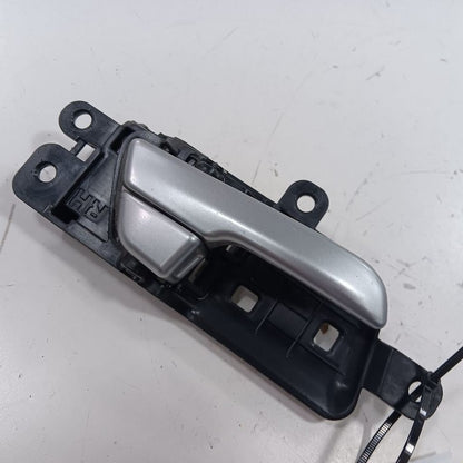 Kia Sportage Door Handle Right Passenger Front Interior Inside  2022 2