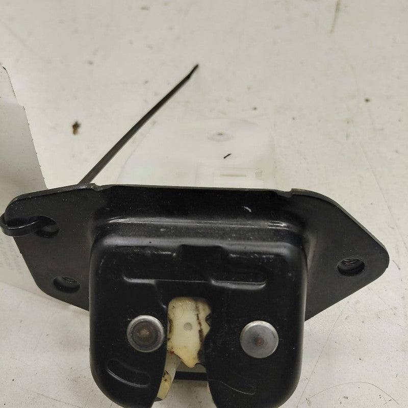 Nissan Rogue Trunk Latch  2017 2018 2019 OEM