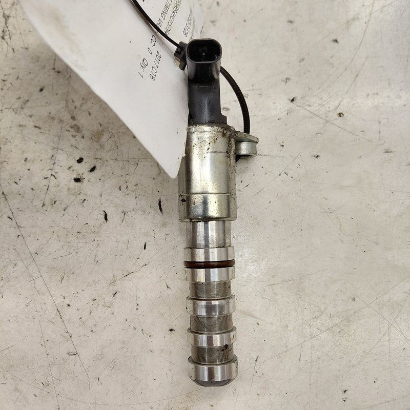 Cadillac CT6 Variable Timing Gear Oil Control Valve Solenoid Cylinder 