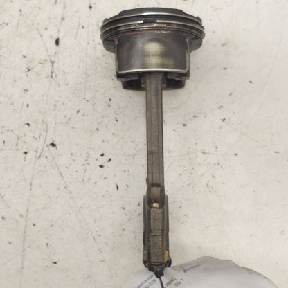 Nissan Versa Note Single Piston With Connecting Rod   1.6 2019 2018 20