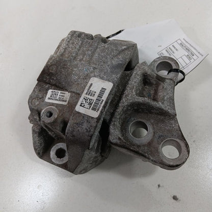 Jeep Renegade Engine Motor Mount Left Driver  2017 2018 2019 2020 OEM