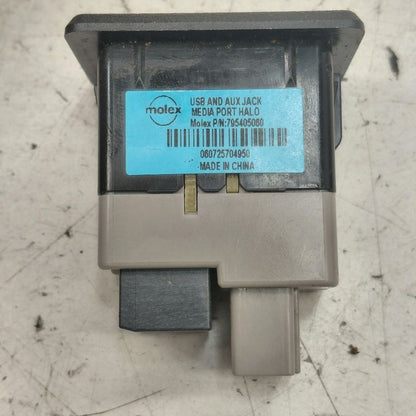 Nissan Versa Note USB Plug In Hub Port  2019 2018 2017