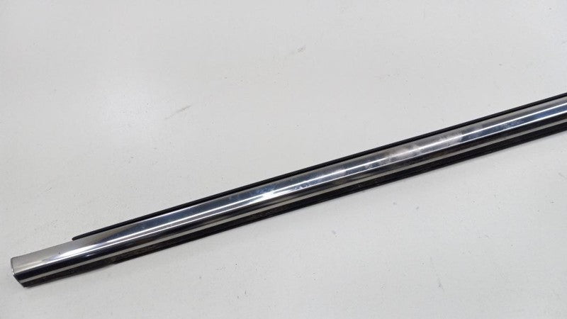 Chevy Malibu Door Glass Window Weather Strip Trim Rear Right Side Back 2009