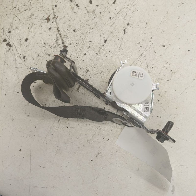 Hyundai Santa Fe Seat Belt Strap Retractor Left Driver Rear Back  2019