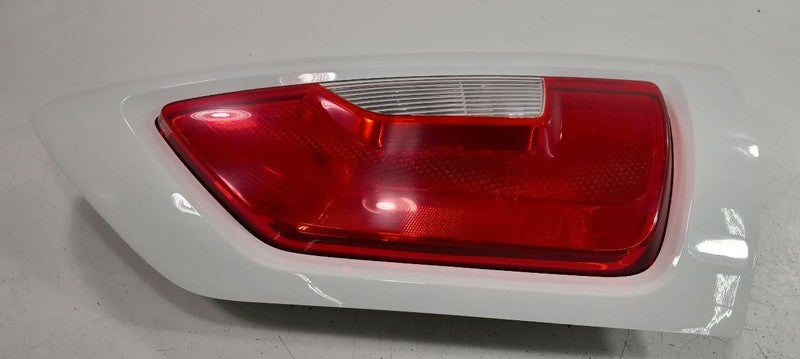 924102K510 Driver Left Tail Light Brake Outer Surround Incandescent Bulb 12-13 Kia Soul