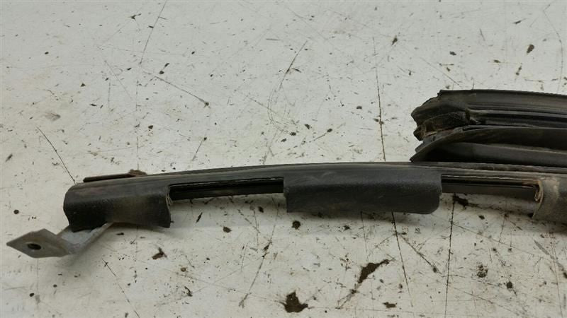 Nissan Sentra Door Glass Window Seal Rubber Gasket Left Rear Back 2006