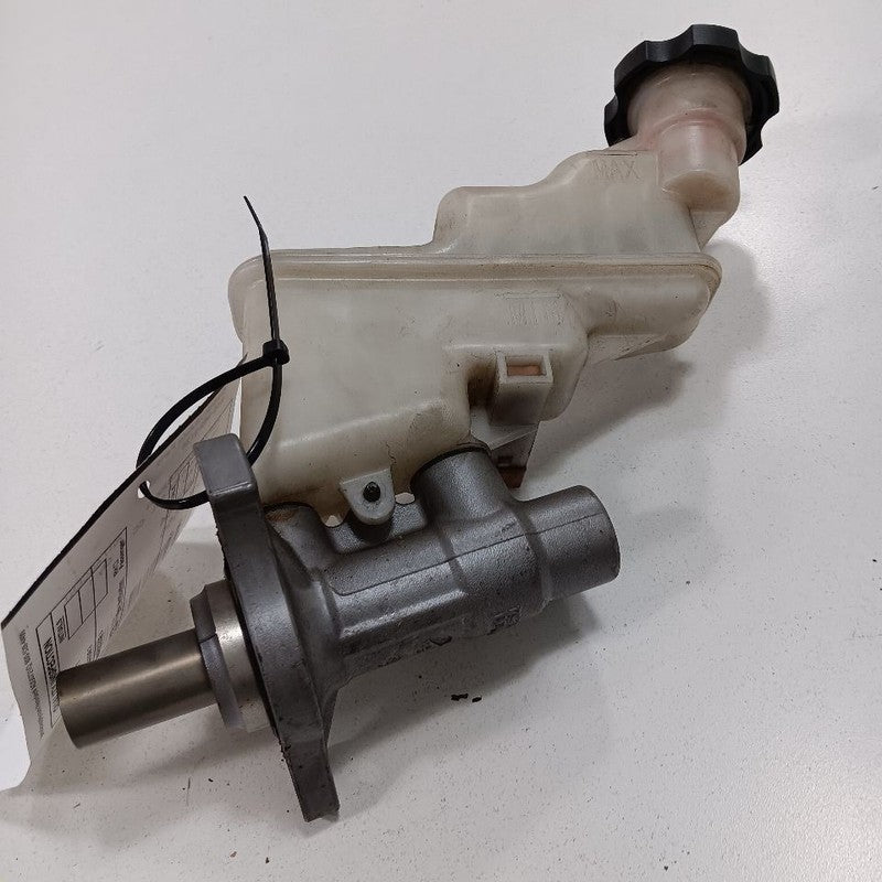 Brake Master Cylinder ABS Fits 12-17 Hyundai Accent