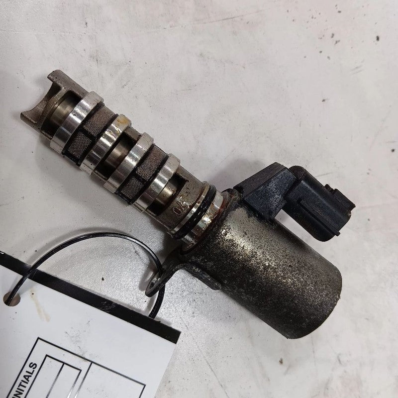 INFINITI Q50 3.7 Variable Timing Gear Oil Control Valve Solenoid  2014