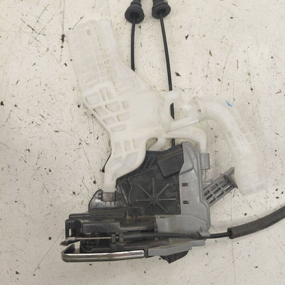 Kia Sorento Door Latch Lock Left Driver Rear  2018 2017 2016