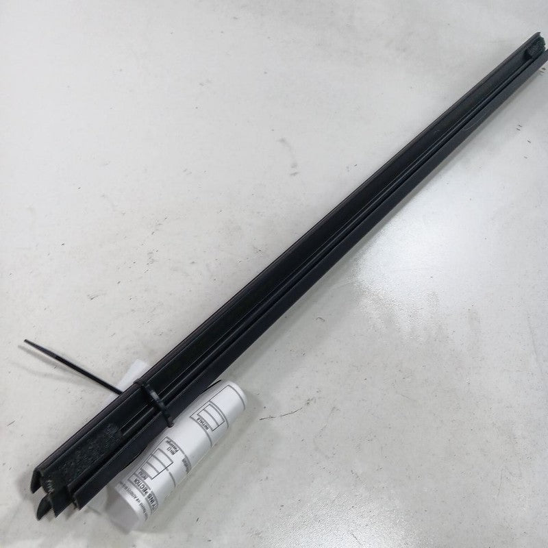 Jeep Compass Right Front Weather Strip Interior  2018 2019 2020 2021 O