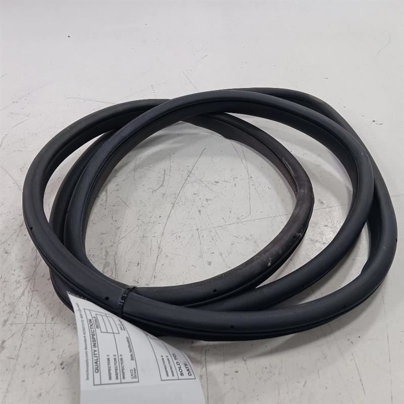 Honda CR-V On Body Door Jamb Seal Rear Left Back  2012 2013 2014 2015 201