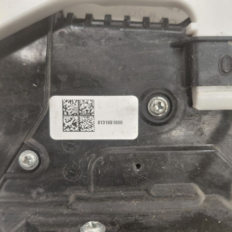 Hyundai Santa Fe Door Latch Lock Left Driver Front  2019 2020