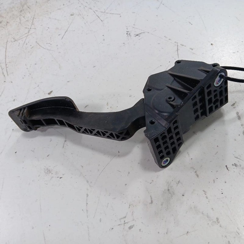 Subaru Outback Legacy Gas Pedal  2018 2017 2016 2015