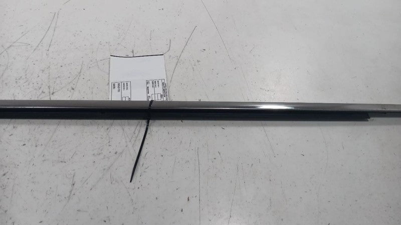 Chrysler 200 Door Glass Window Weather Strip Trim Front Right Passenge