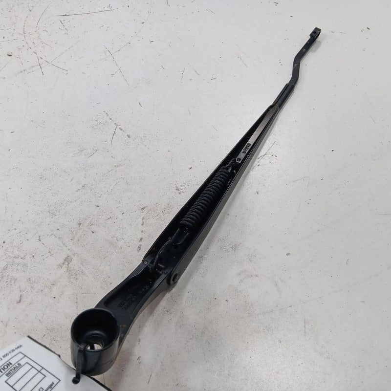 Nissan Versa Windshield Wiper Arm Left Driver  2023 2022 2021 2020 OEM