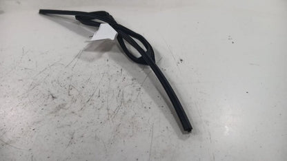 Subaru Forester Door Glass Window Seal Rubber Right Passenger Rear Bac
