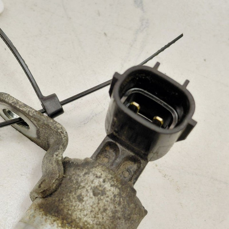 Cadillac XTS Variable Timing Gear Oil Control Valve Solenoid Cylinder 