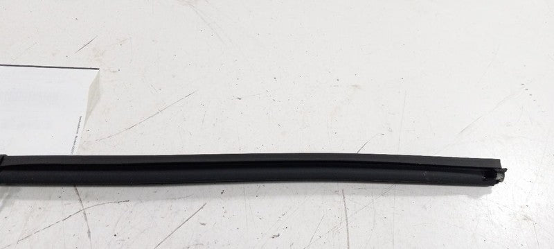 Kia Sorento Right Front Weather Strip Interior 2016 2017 2018 OEM