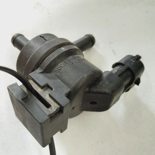 Hyundai Veloster Vapor Canister Purge Valve {289103C200} 2017 2016 201