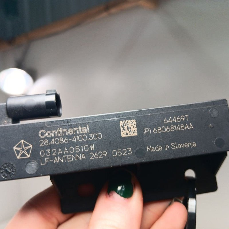 Jeep Renegade Keyless Passive Entry Antenna {68068148AA}  2021 2020 2019