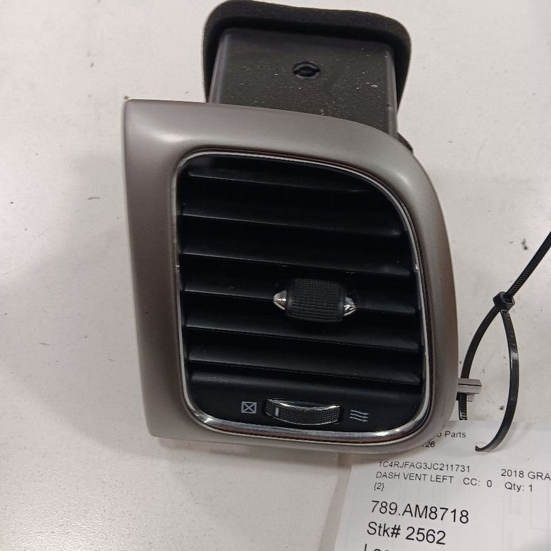 Grand Cherokee Dash Air Vent Left Driver  2017 2018 2019 2020 OEM