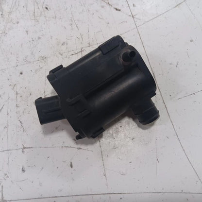 Hyundai Tucson Windshield Washer Wash Fluid Reservoir Motor Pump Electric  2019 