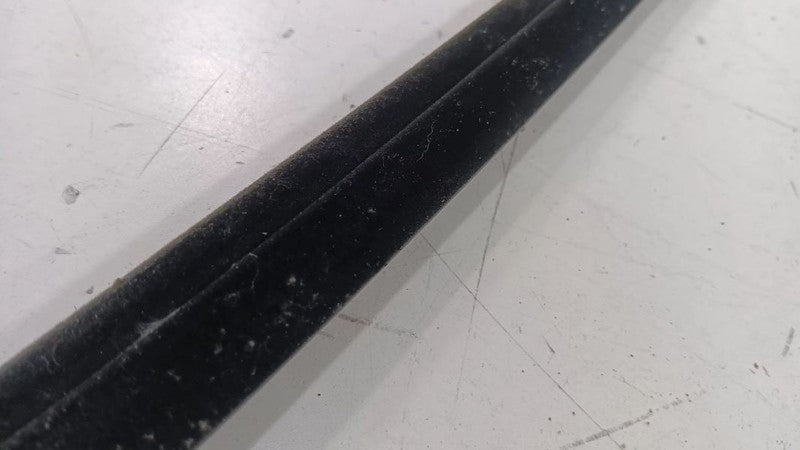 Hyundai Elantra Right Front Weather Strip Interior  2011 2012 2013 201